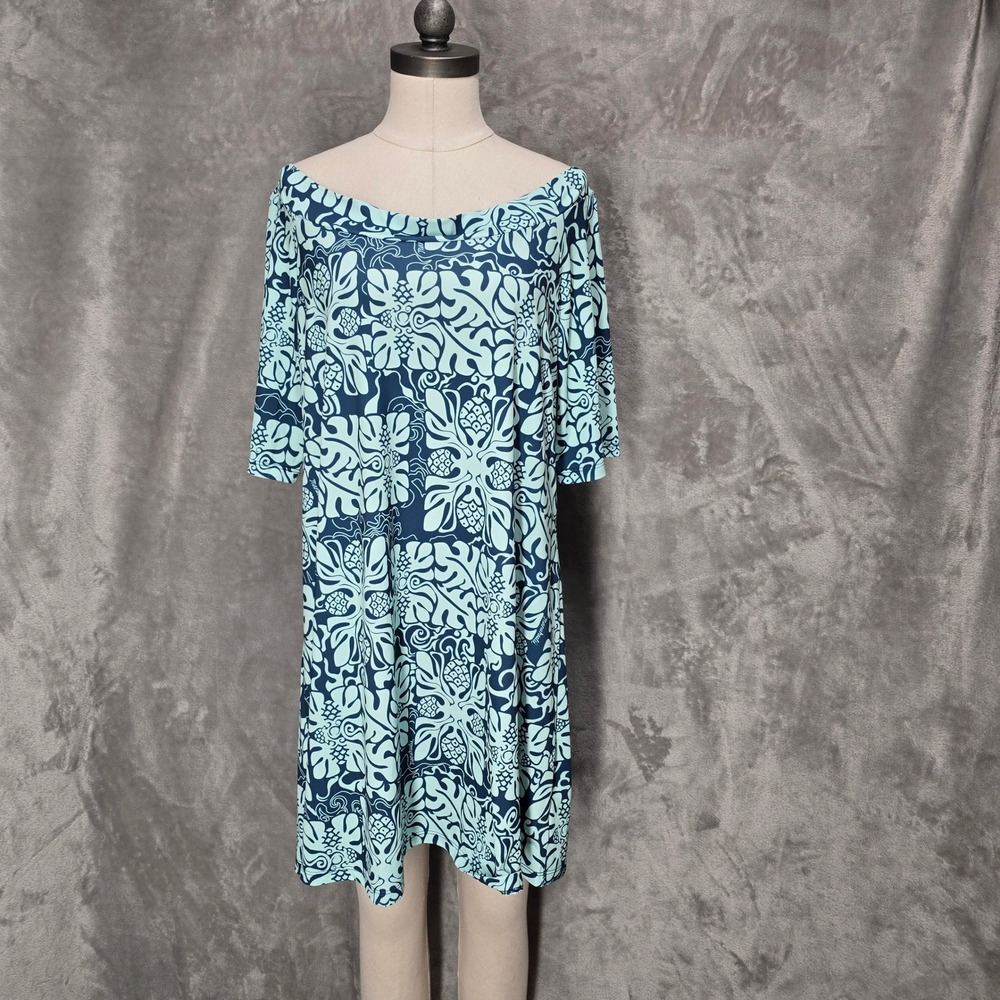 Manuheali'i Angela Dress Women XL Blue Raspberry Floral Hawaiian
